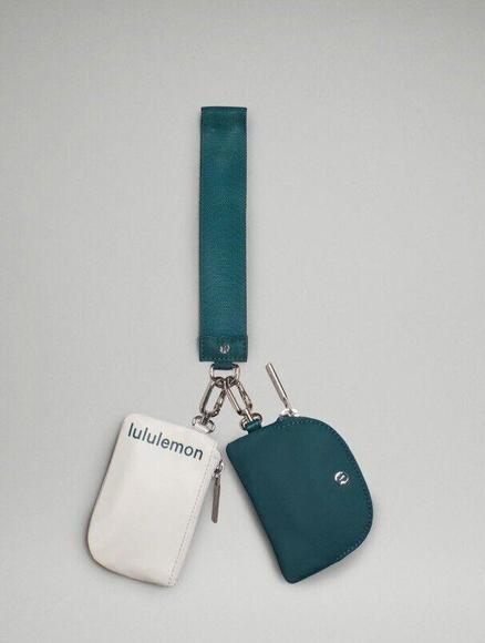 NWT Lululemon Dual Pouch Wristlet (Ivory/Storm Teal) - Picture 1 of 4
